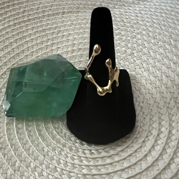 Abstract Artisan Handmade Modernistic Gold Women's Ring - Picture 2 of 8